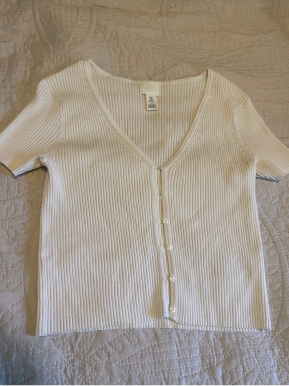 H&M White Ribbed V-Neck Button-Front Top